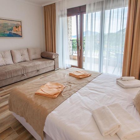 Rosmarino Apartment Sveti Stefan Bagian luar foto