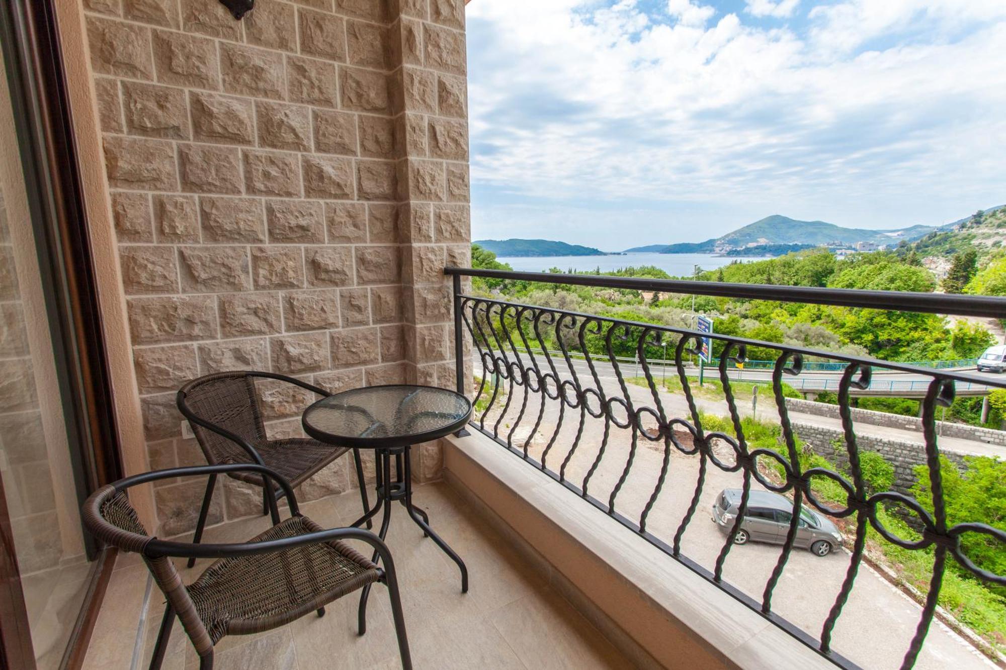 Rosmarino Apartment Sveti Stefan Bagian luar foto