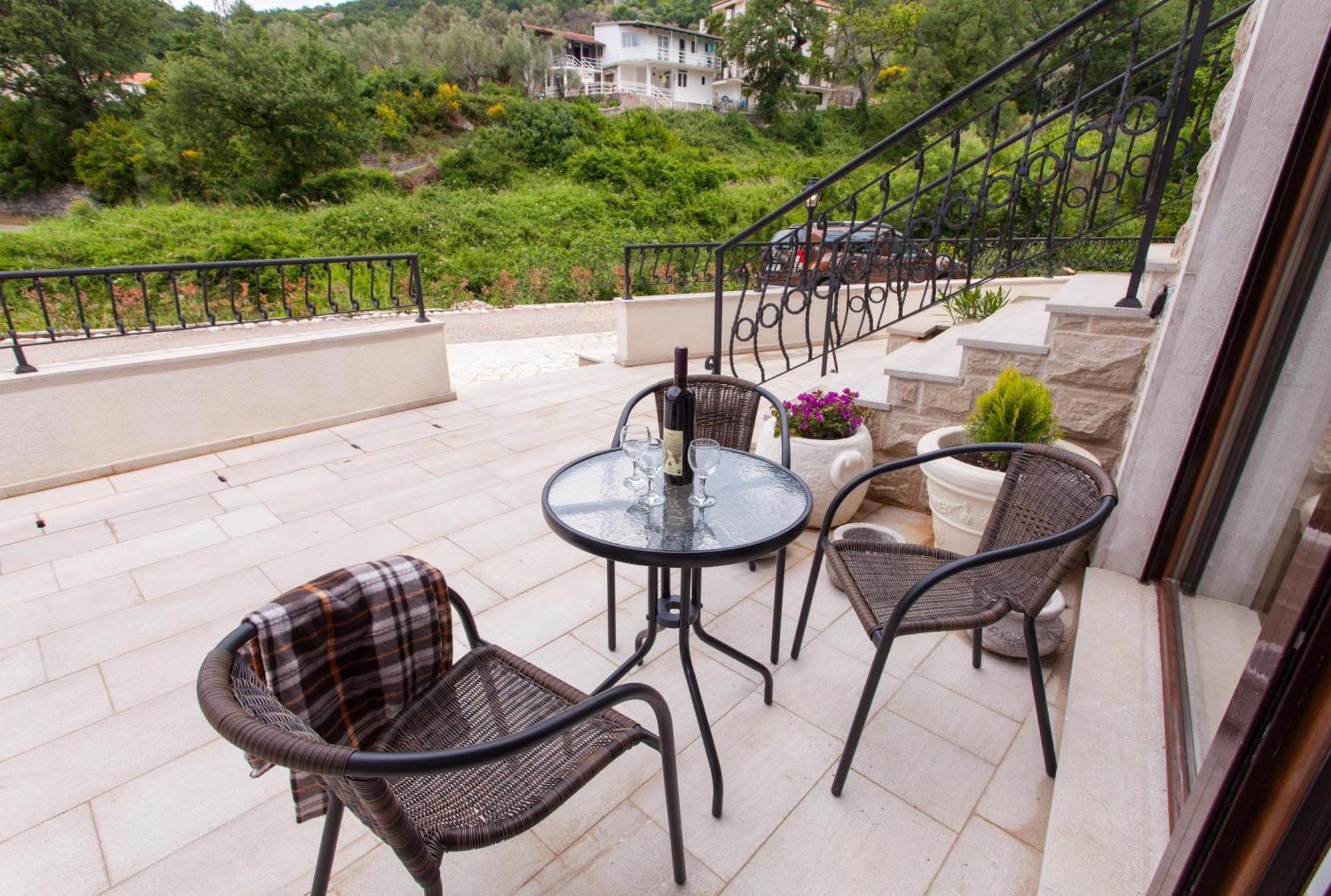 Rosmarino Apartment Sveti Stefan Bagian luar foto