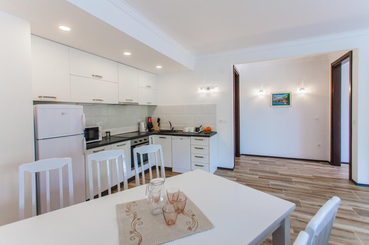 Rosmarino Apartment Sveti Stefan Bagian luar foto