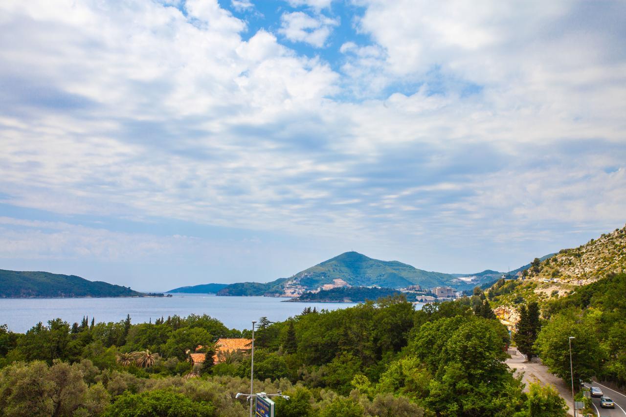 Rosmarino Apartment Sveti Stefan Bagian luar foto