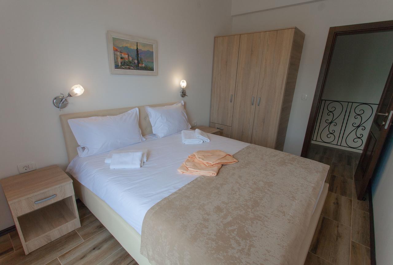 Rosmarino Apartment Sveti Stefan Bagian luar foto