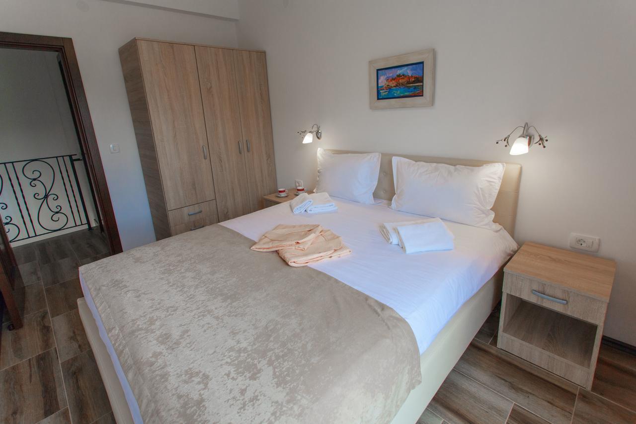 Rosmarino Apartment Sveti Stefan Bagian luar foto