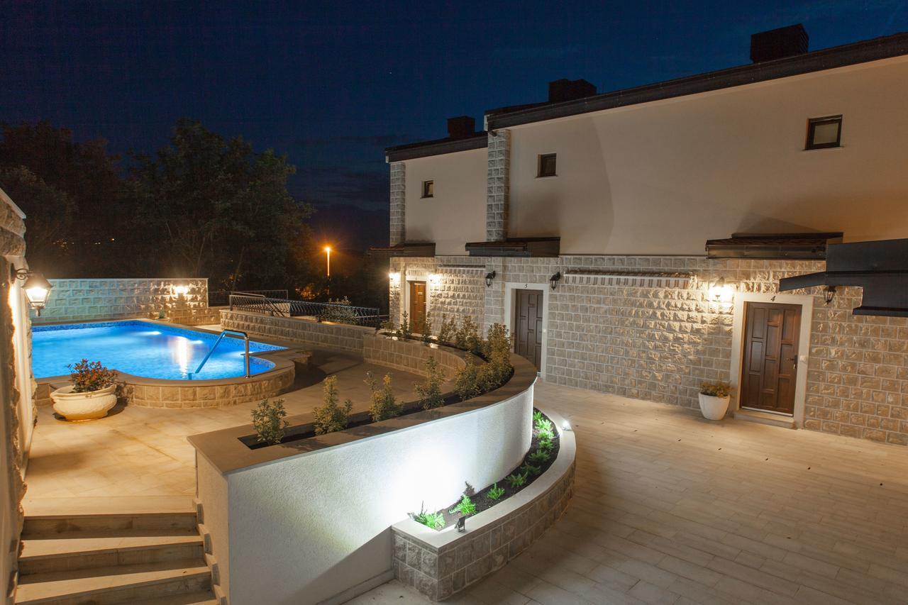 Rosmarino Apartment Sveti Stefan Bagian luar foto