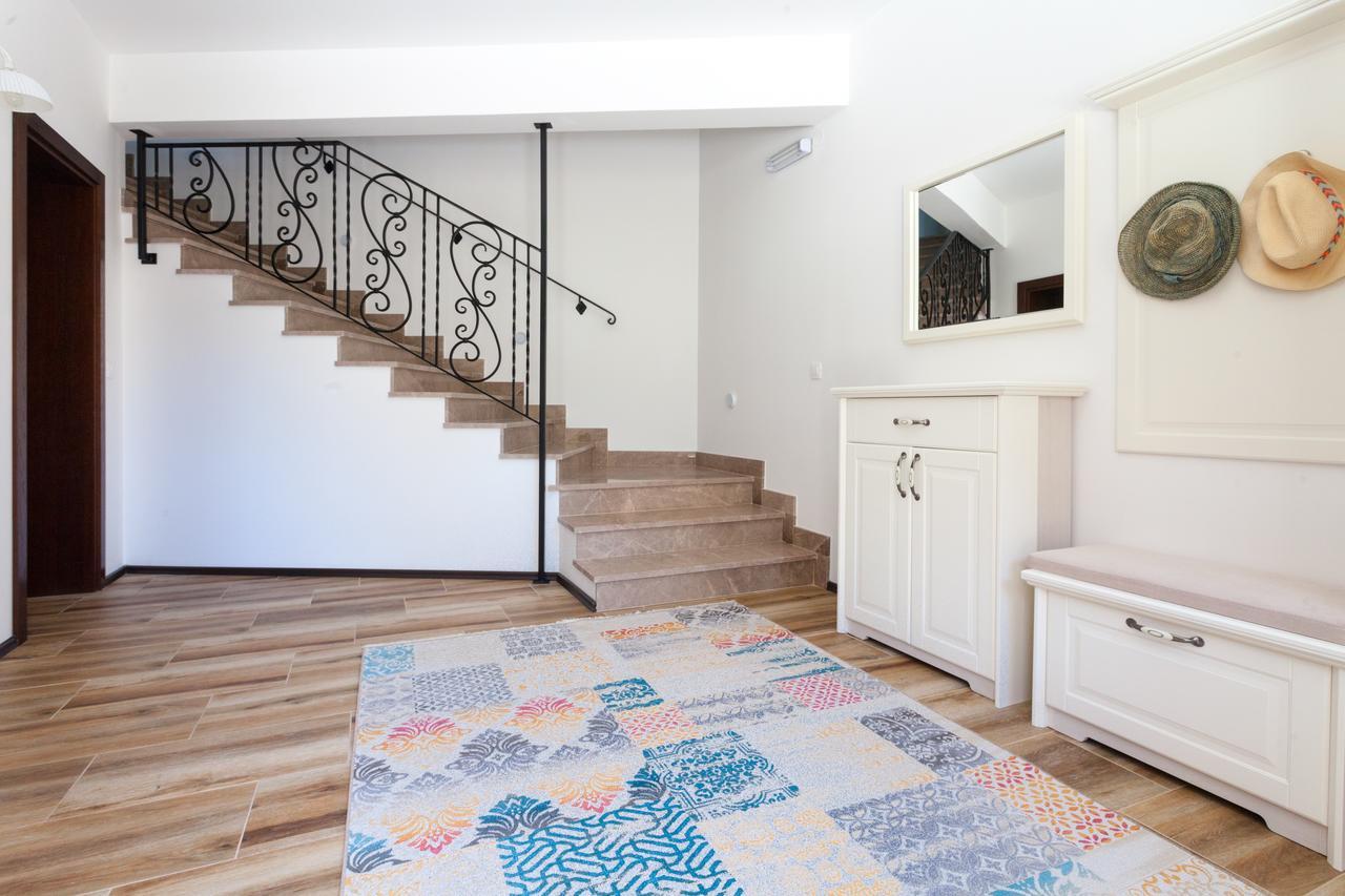 Rosmarino Apartment Sveti Stefan Bagian luar foto