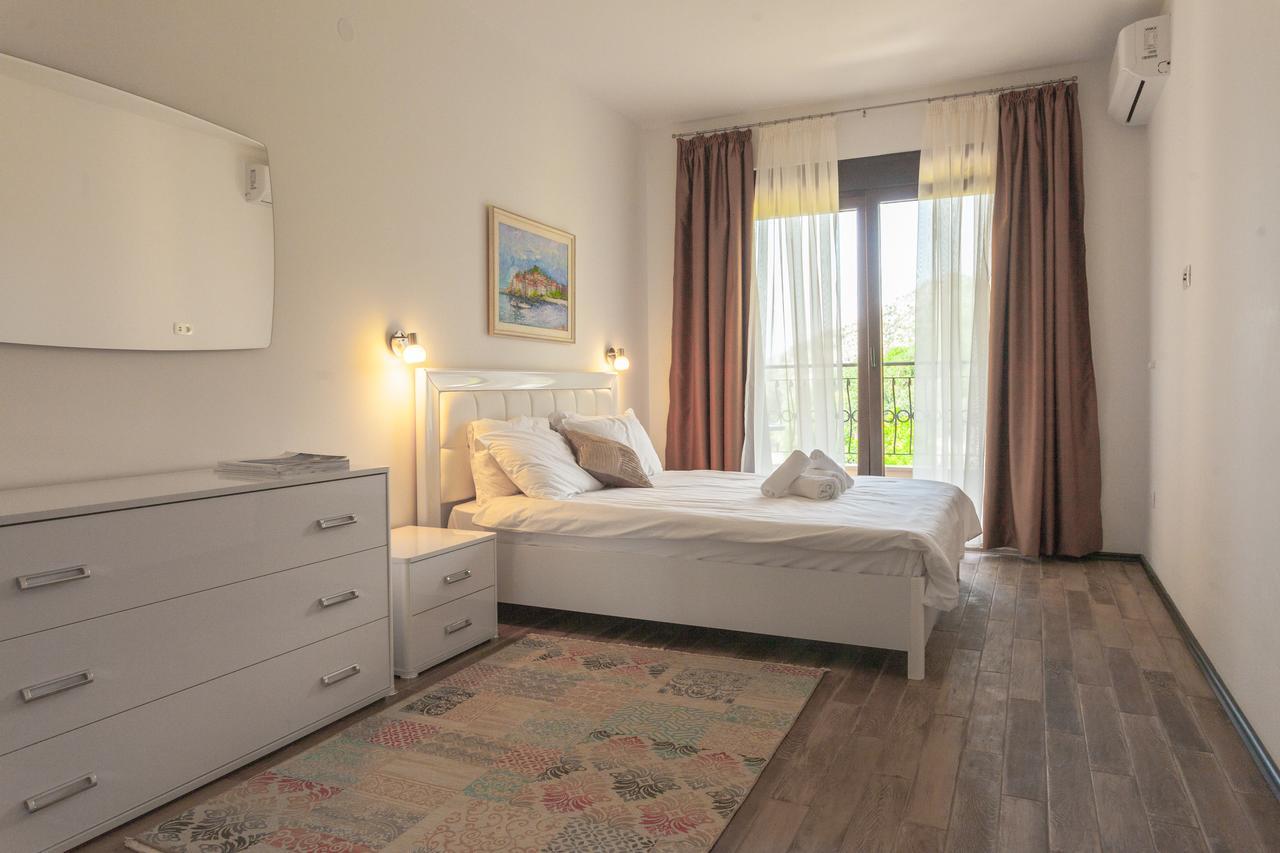 Rosmarino Apartment Sveti Stefan Bagian luar foto