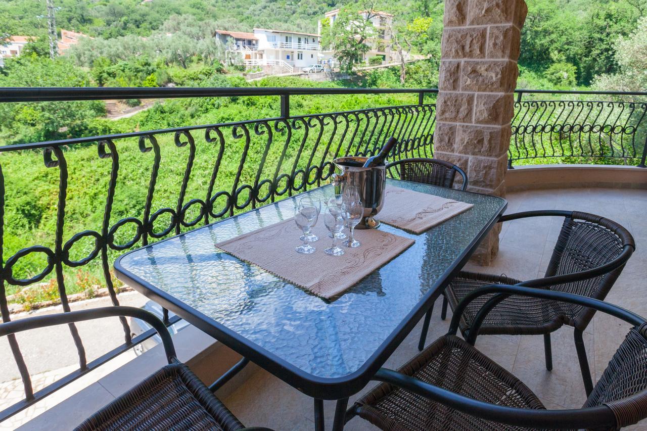 Rosmarino Apartment Sveti Stefan Bagian luar foto